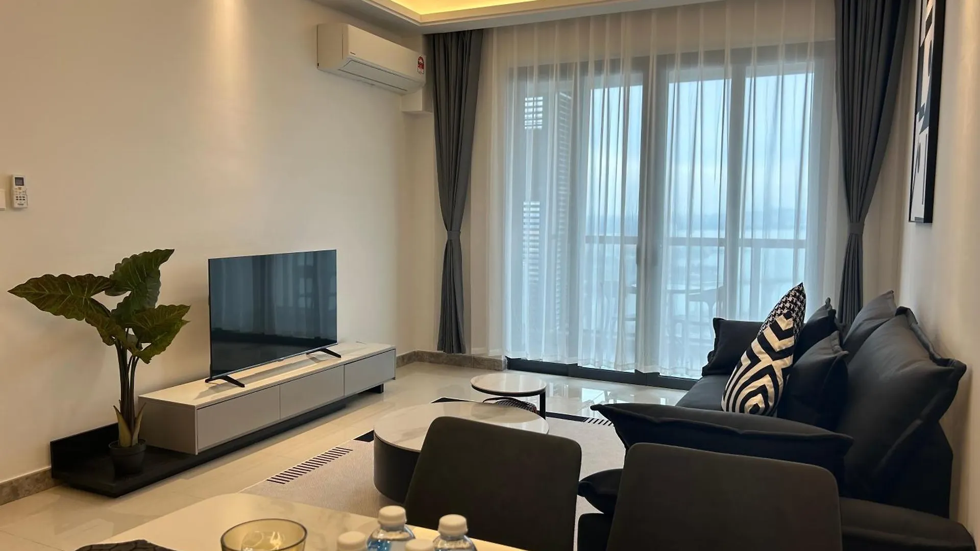 R&F Princess Cove Cozy&Boutique Homestay By Wan Li Property Management Johor Bahru